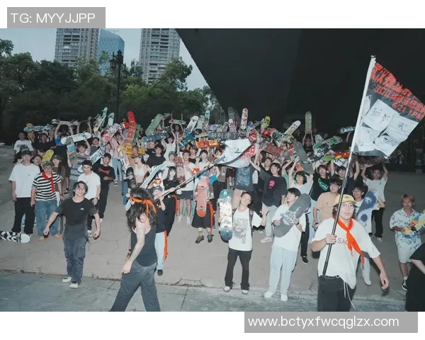 武汉飞盘队在滑板精英赛中以93分稳居积分榜首位 武汉飞盘队在滑板精英赛中以93分稳居积分榜首位