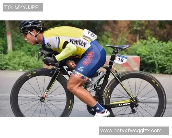 重庆篮球队在大师赛积分榜上以69分稳居第一名展现强劲实力 重庆篮球队在大师赛积分榜上以69分稳居第一名展现强劲实力