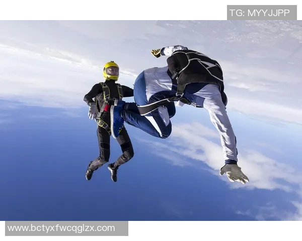 重庆极限运动队在攀岩联赛中的速度表现分析与点评