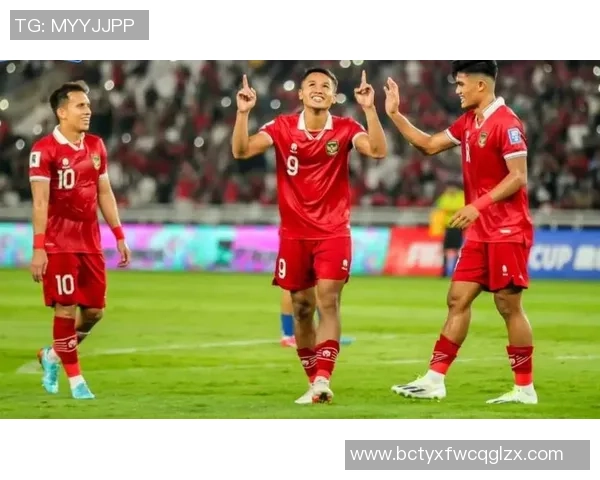 足球明星穿红色袜子时尚瞬间展现个性与风采的精彩图片合集